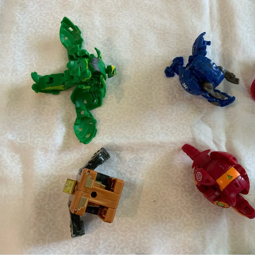 Bakugan Spin Master Lot Of 13 Figures B300 B700 Battle Brawlers Battle Planet